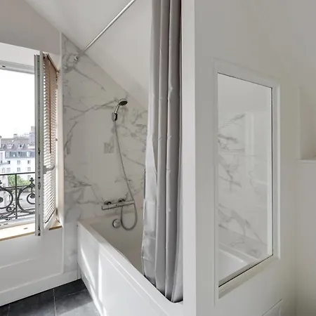 Appartement pour 4 personnes Panthéon à Paris by Weekome